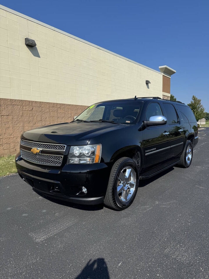 2014 CHEVROLET Suburban