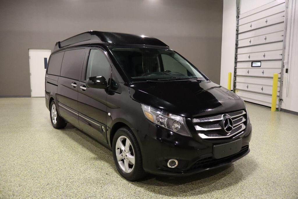 Mercedes-Benz METRIS