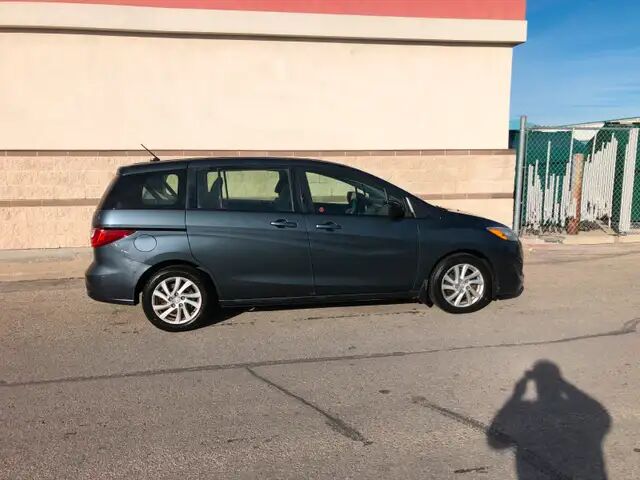 Mazda Mazda5