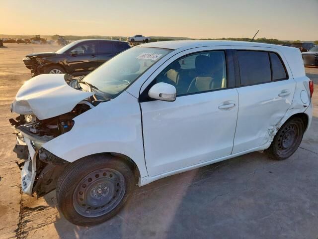 Toyota SCION xD