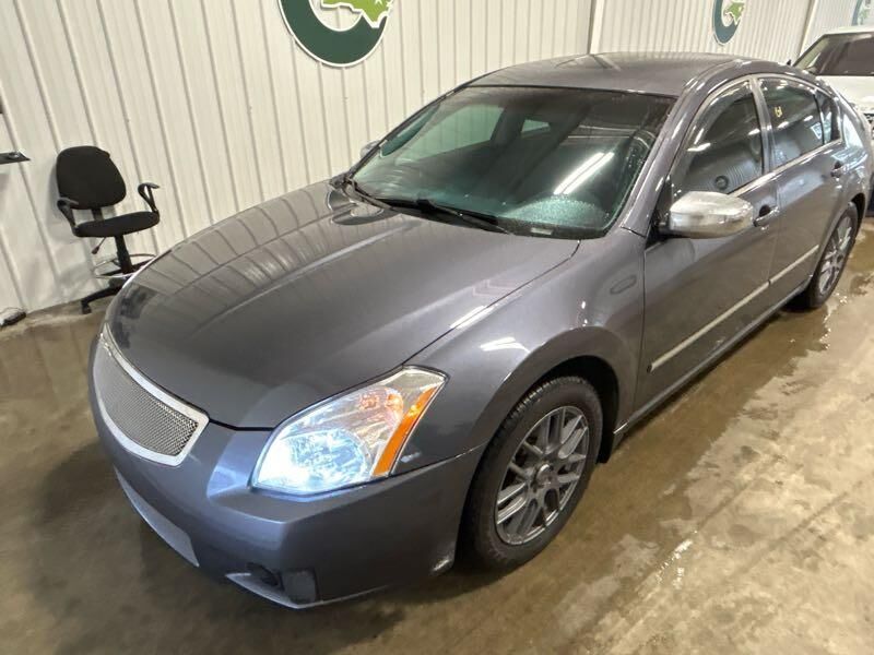 Nissan Maxima