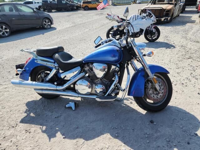Honda VTX1300R
