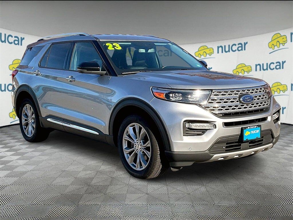 2023 FORD Explorer