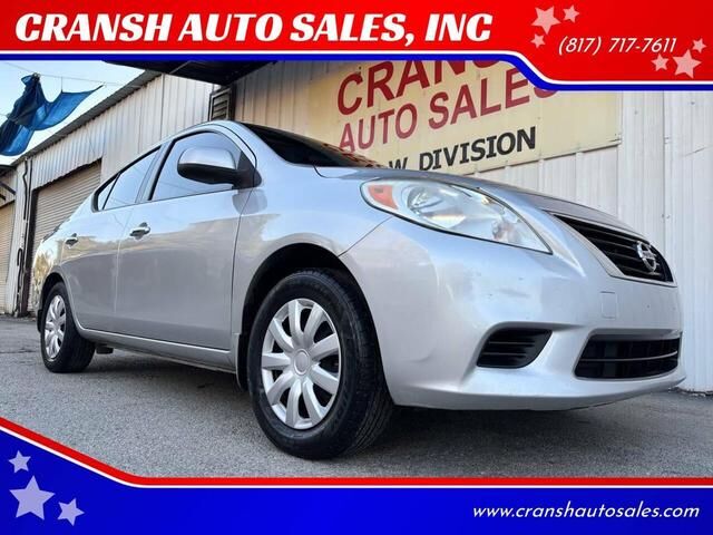 Nissan Versa