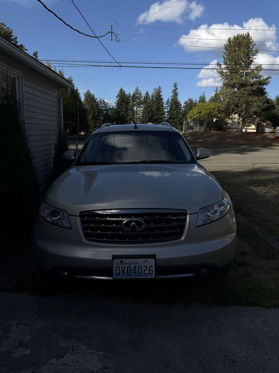 Infiniti FX35