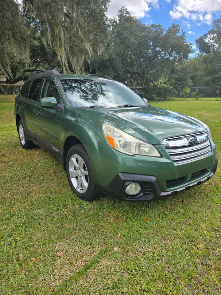 2013 SUBARU Outback