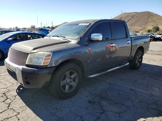 Nissan Titan