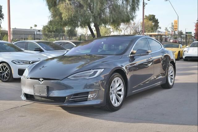 2019 TESLA Model S