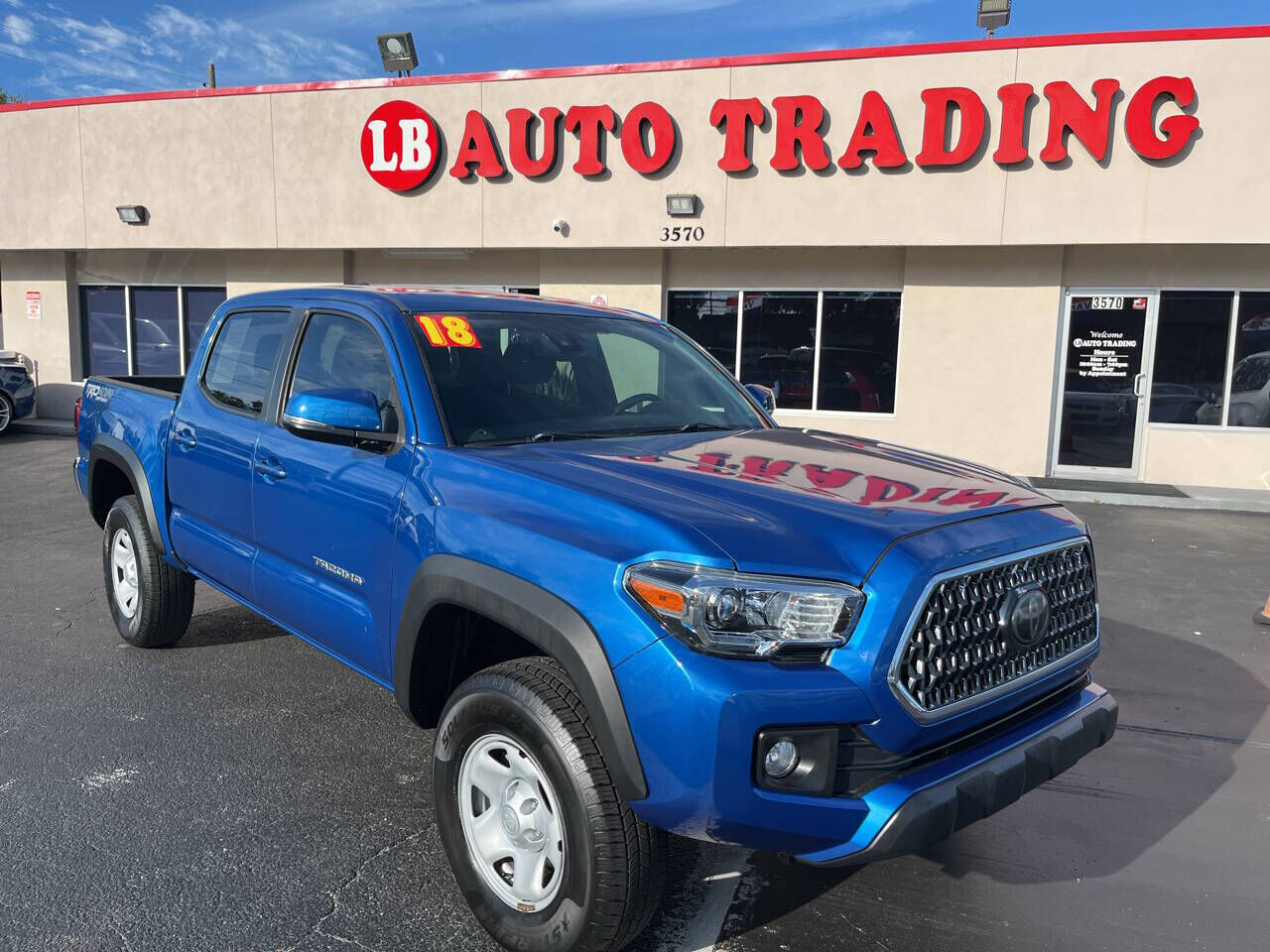 2018 TOYOTA Tacoma
