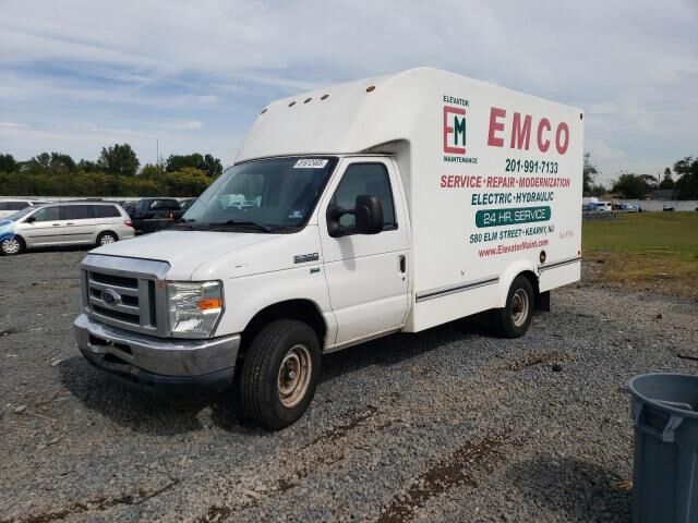 Ford E-350