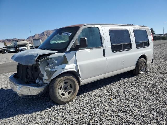 GMC Savana