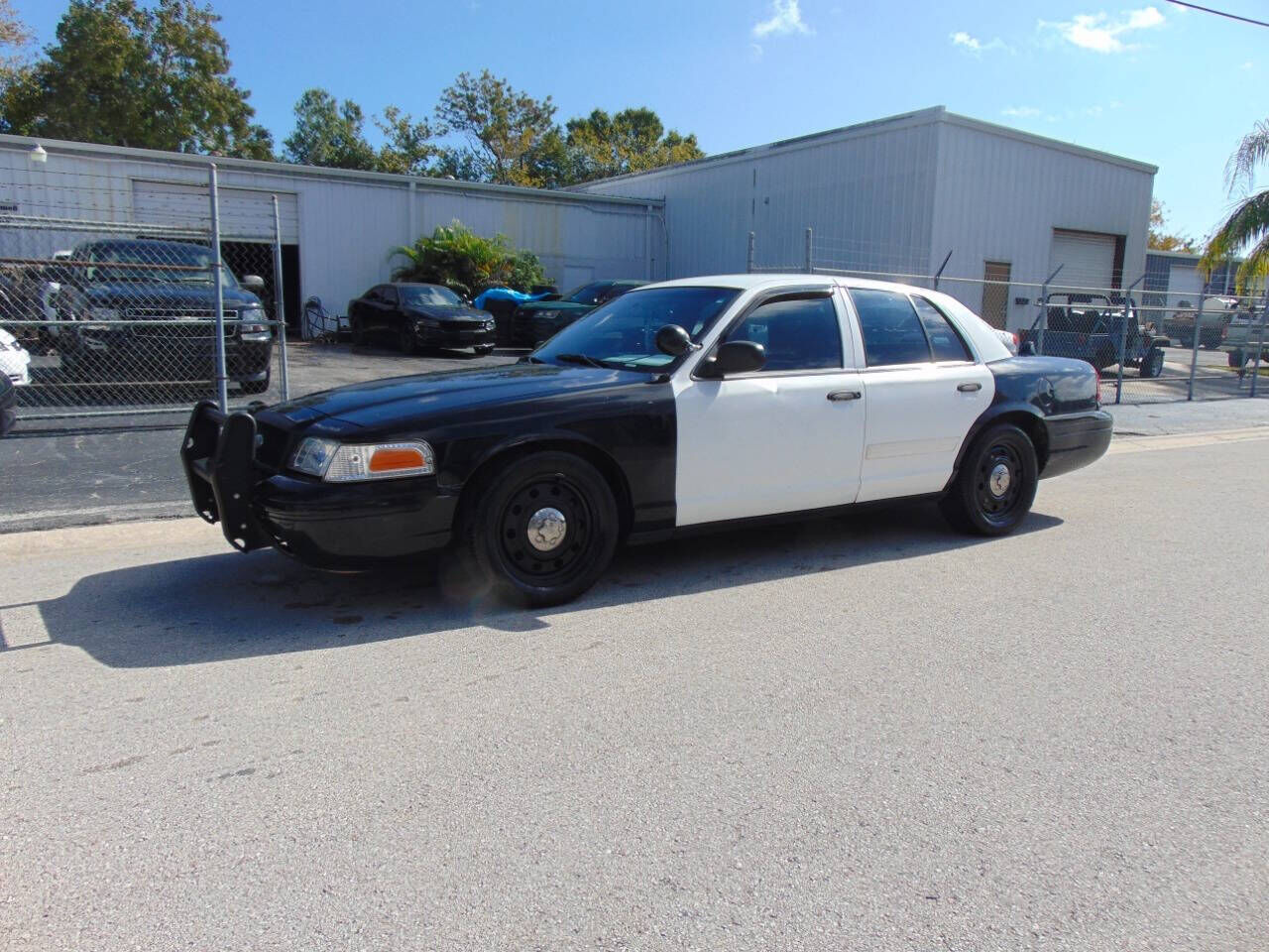 Ford Crown Victoria