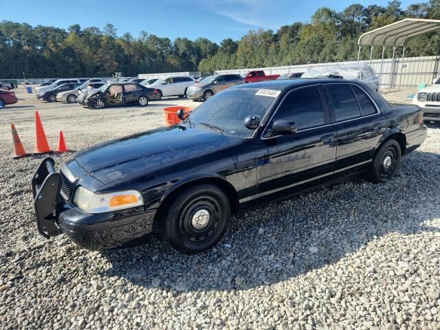 Ford Crown Victoria