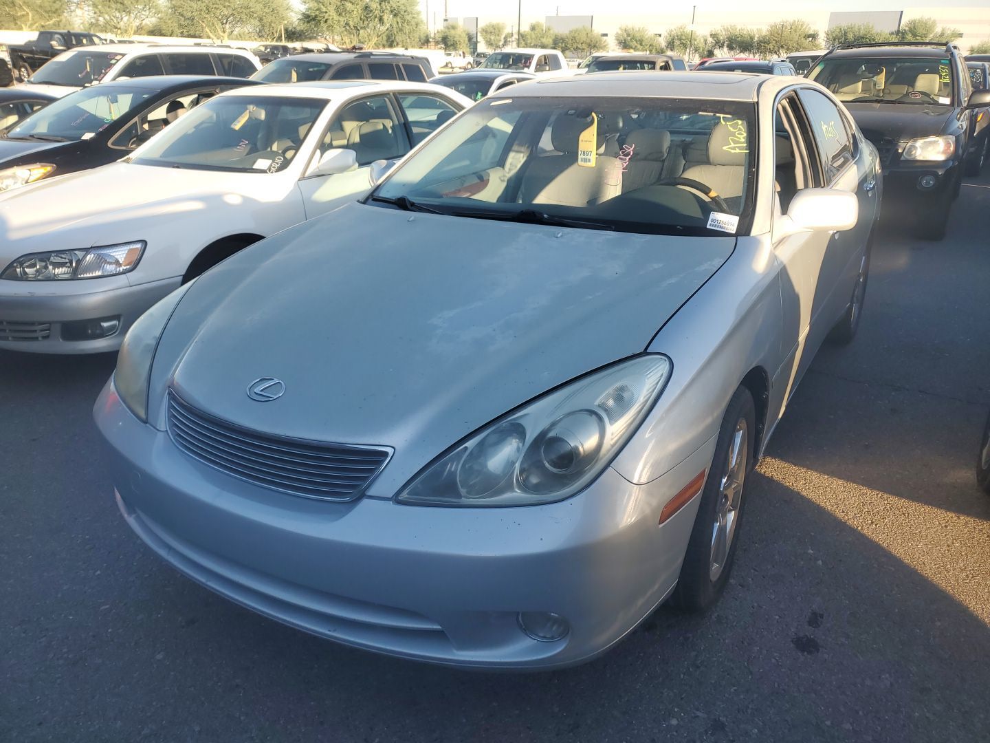 Lexus ES