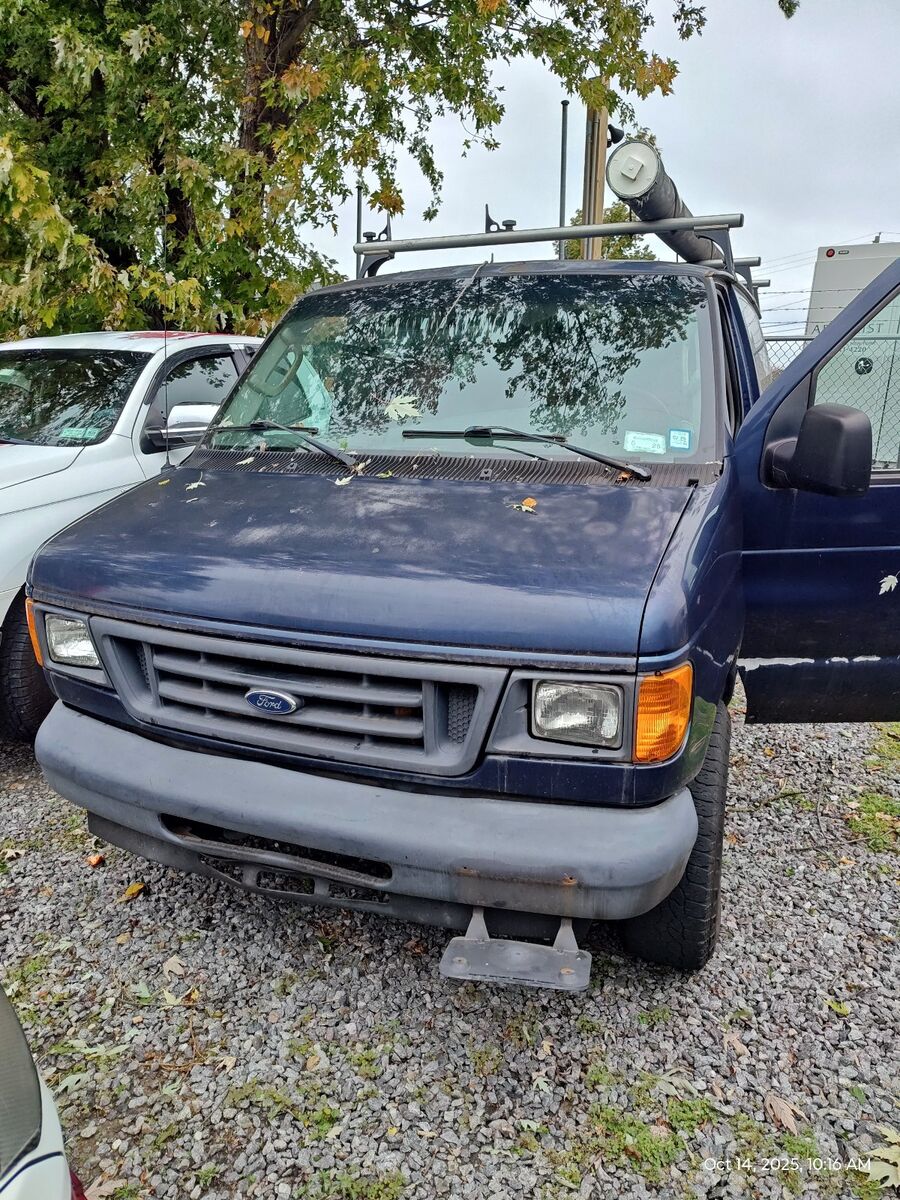 Ford E-350