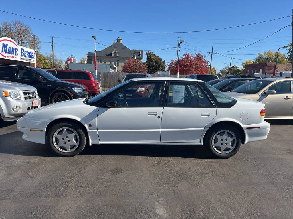 Saturn SL2