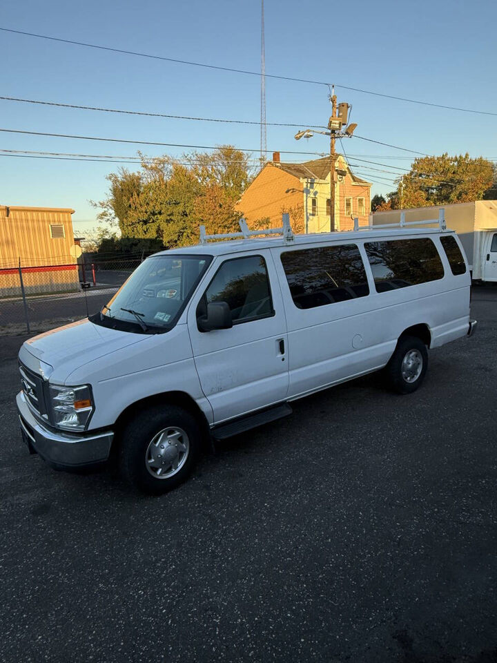 Ford E-350