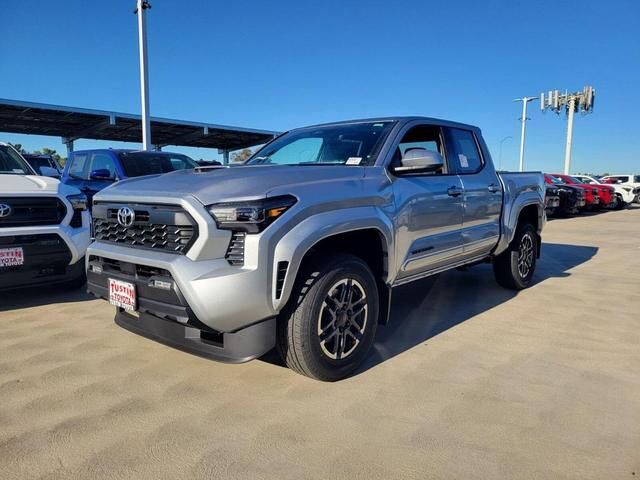2025 TOYOTA Tacoma