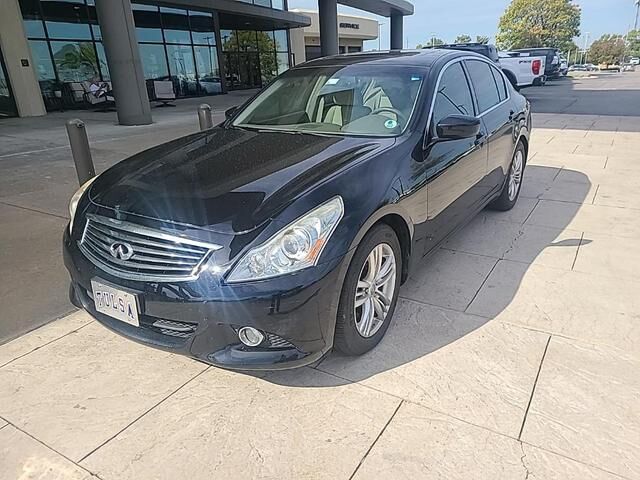 Infiniti G37