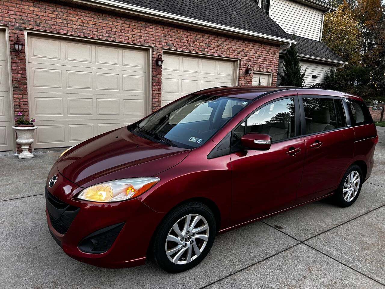 Mazda Mazda5