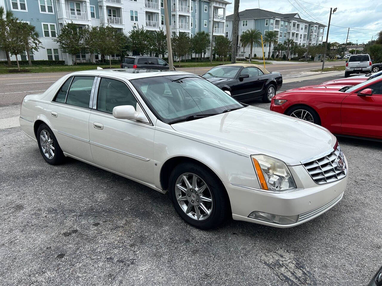 Cadillac DTS