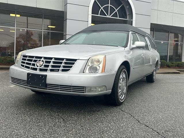 2010 CADILLAC Hearse