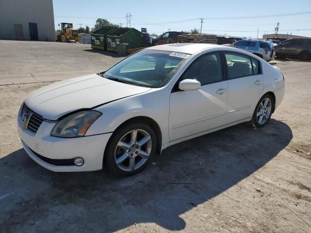Nissan Maxima