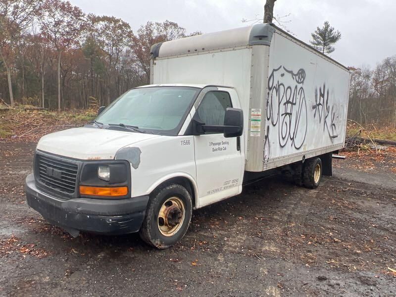 GMC Savana