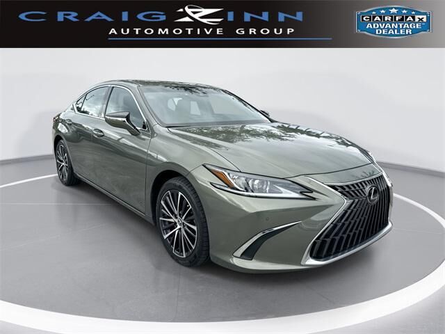 2024 LEXUS ES