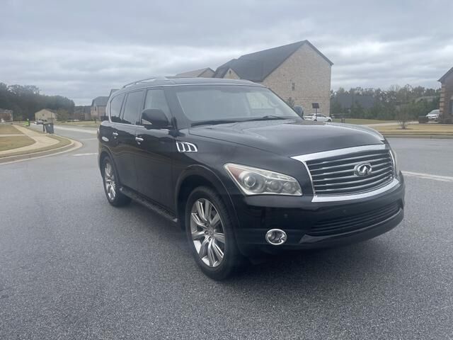 Infiniti QX56