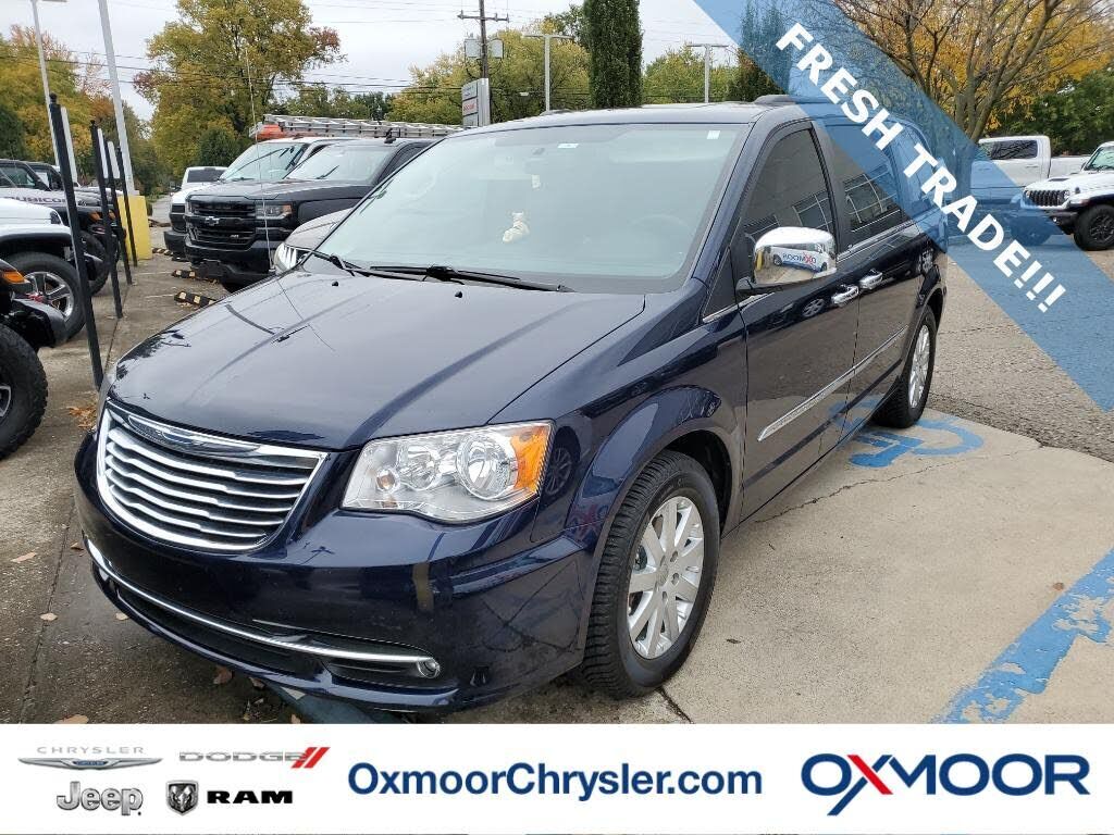 Chrysler Town and Country