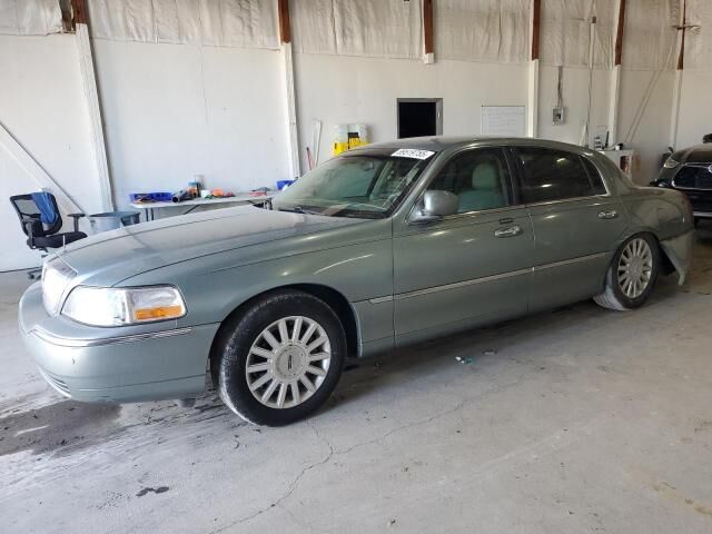 Lincoln Town Car