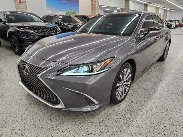 2021 LEXUS ES