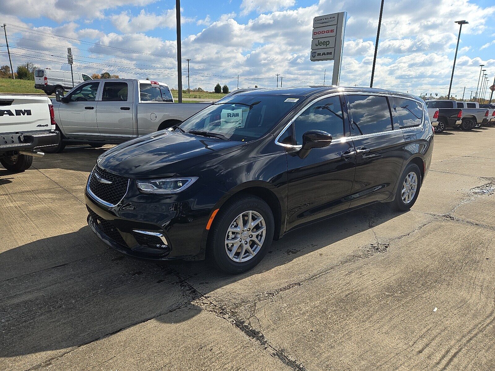 2026 CHRYSLER Pacifica