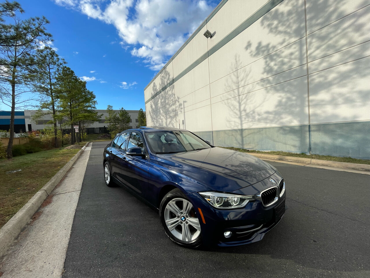 BMW 328i