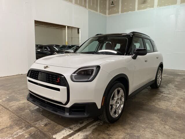 2025 MINI Countryman