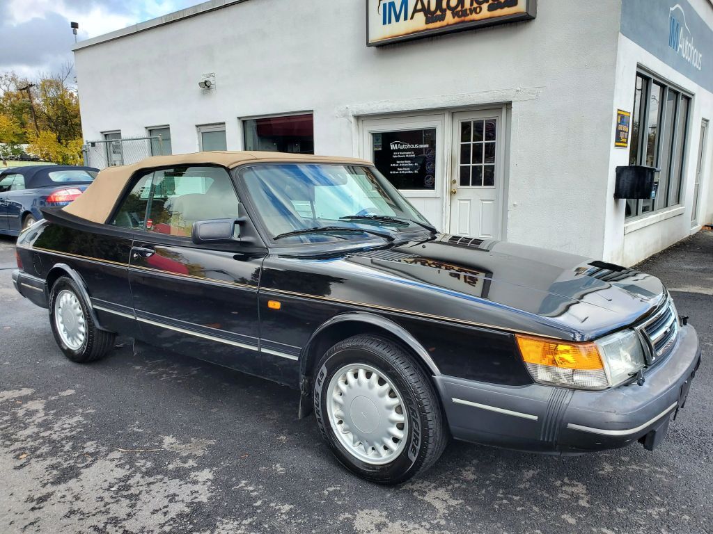 1994 SAAB 900