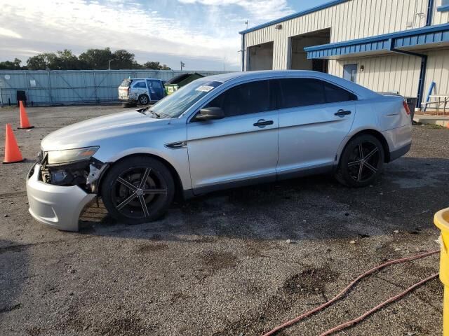 Ford Taurus