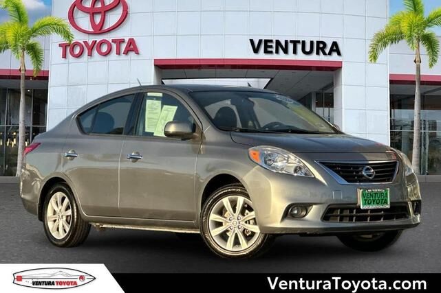 Nissan Versa