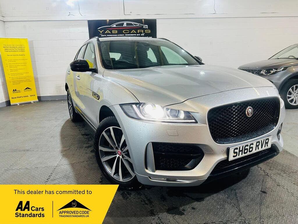 Jaguar F-Pace