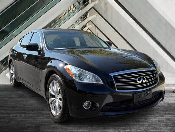 Infiniti M37