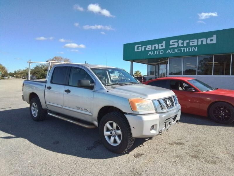 Nissan Titan