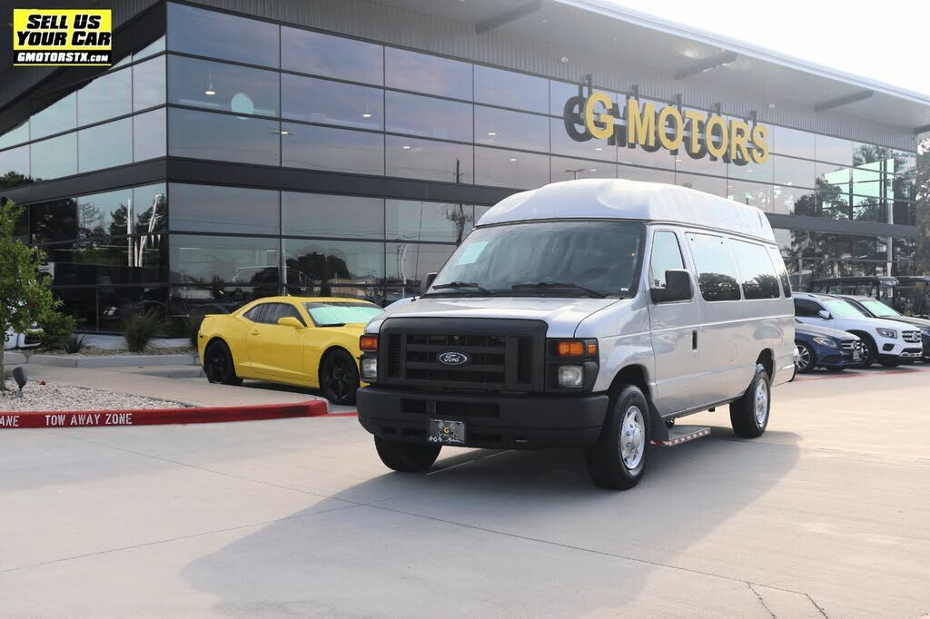 Ford E-250