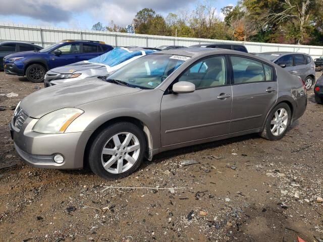 Nissan Maxima