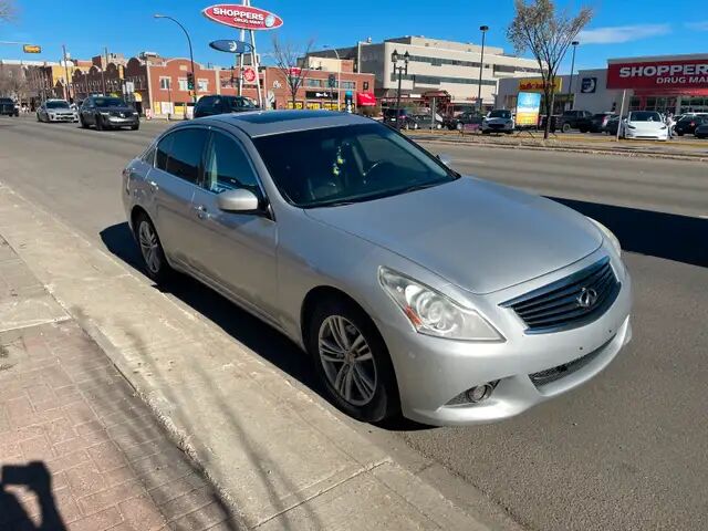 Infiniti G37