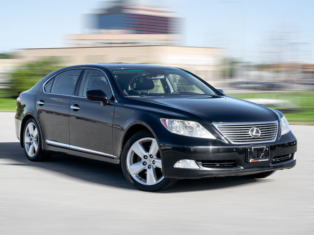 Lexus LS