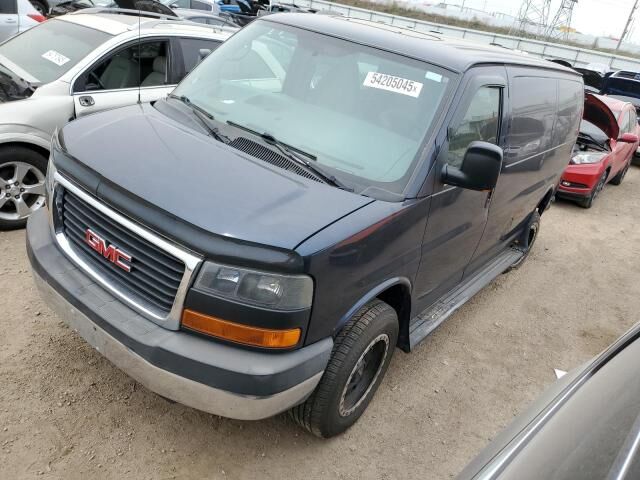 GMC Savana