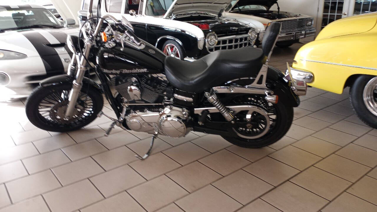 2010 HARLEY DAVIDSON Dyna Super Glide Custom