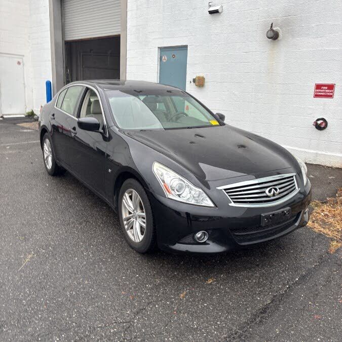 Infiniti Q40