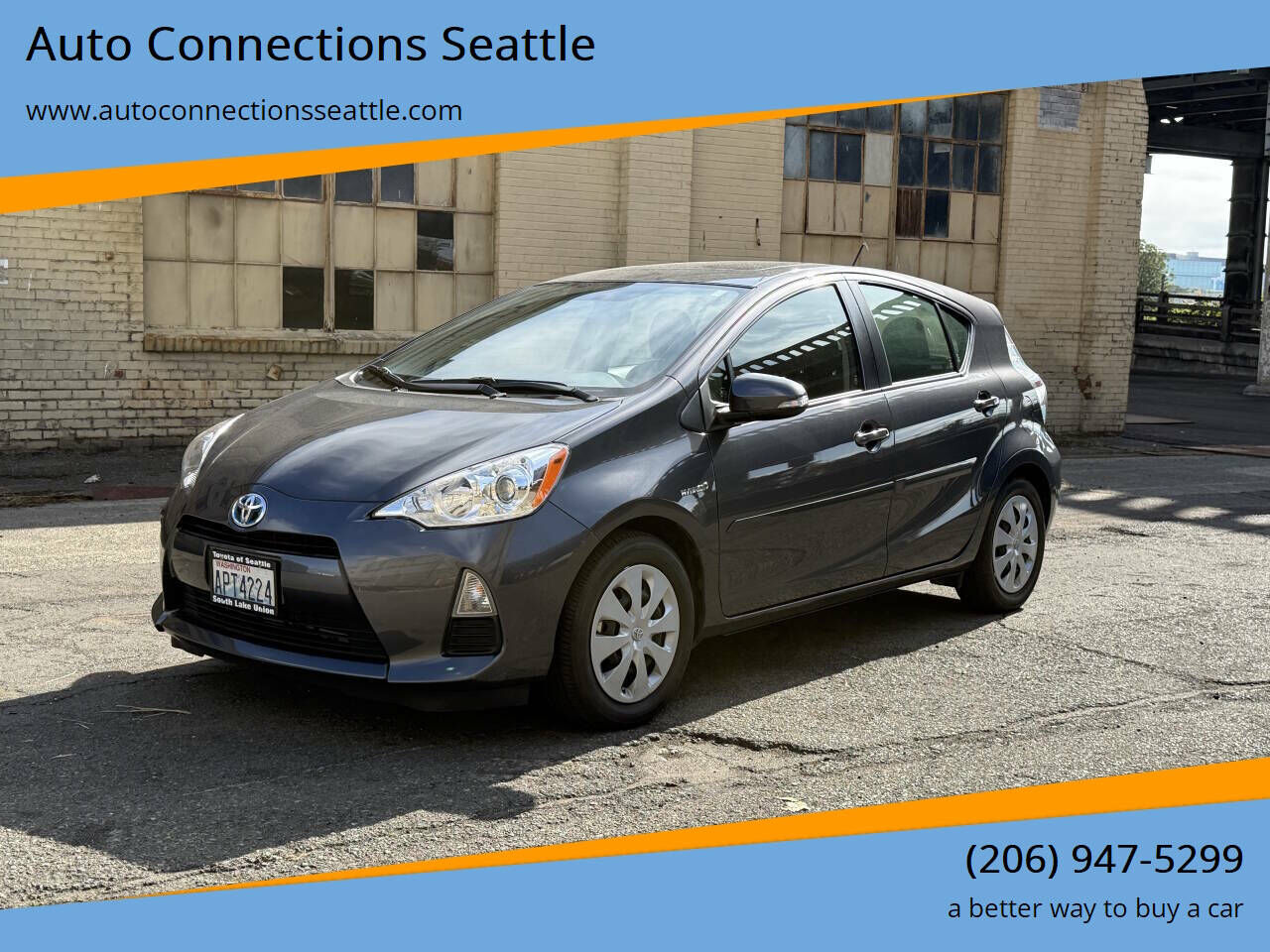 2014 TOYOTA Prius